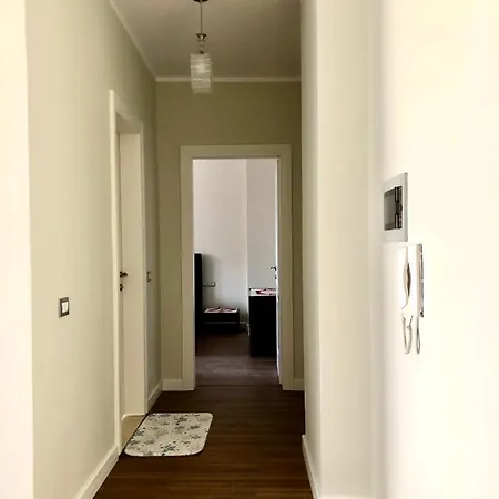 Apartament Nr32 아파트 Vlorë